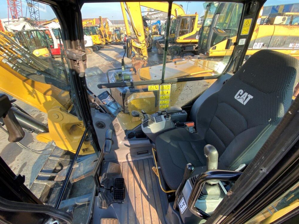 Caterpillar 308CR Midiexcavator Midi-bagger Lamers Machinery (3)