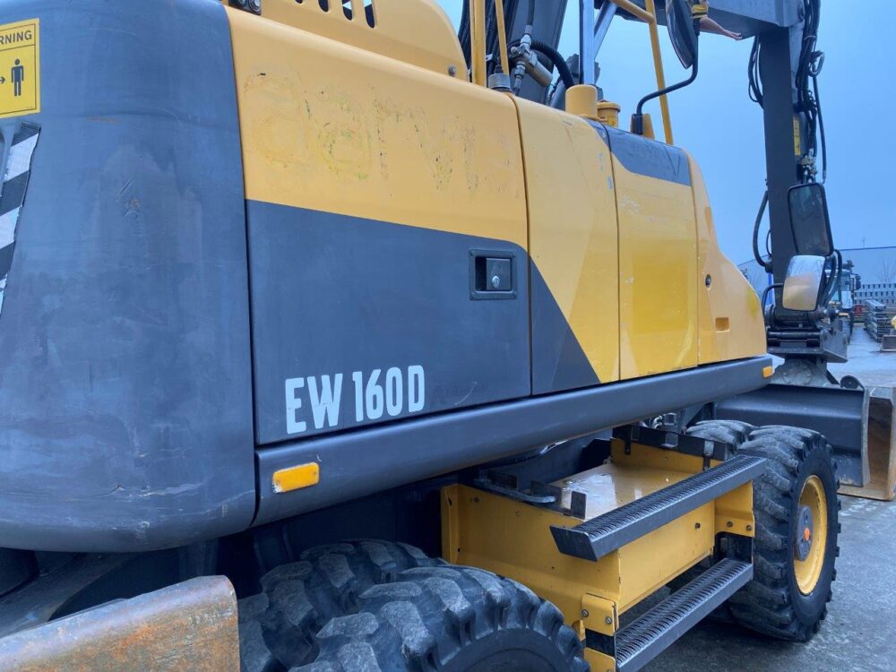 Volvo EW160D Mobiele Graafmachine Mobilbagger Wheeled Excavator Lamers Machinery (24)