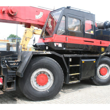 Tadano TR 300 EX ruwterrein kraan