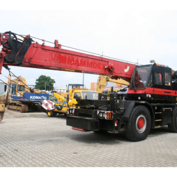 Tadano TR 300 EX ruwterrein kraan