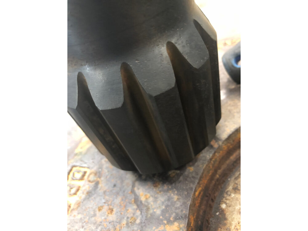 Komatsu D65-15 Finaldrive OEM 14X2700310