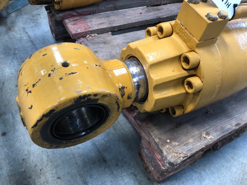 Caterpillar 322B hefcilinder OEM 1184166