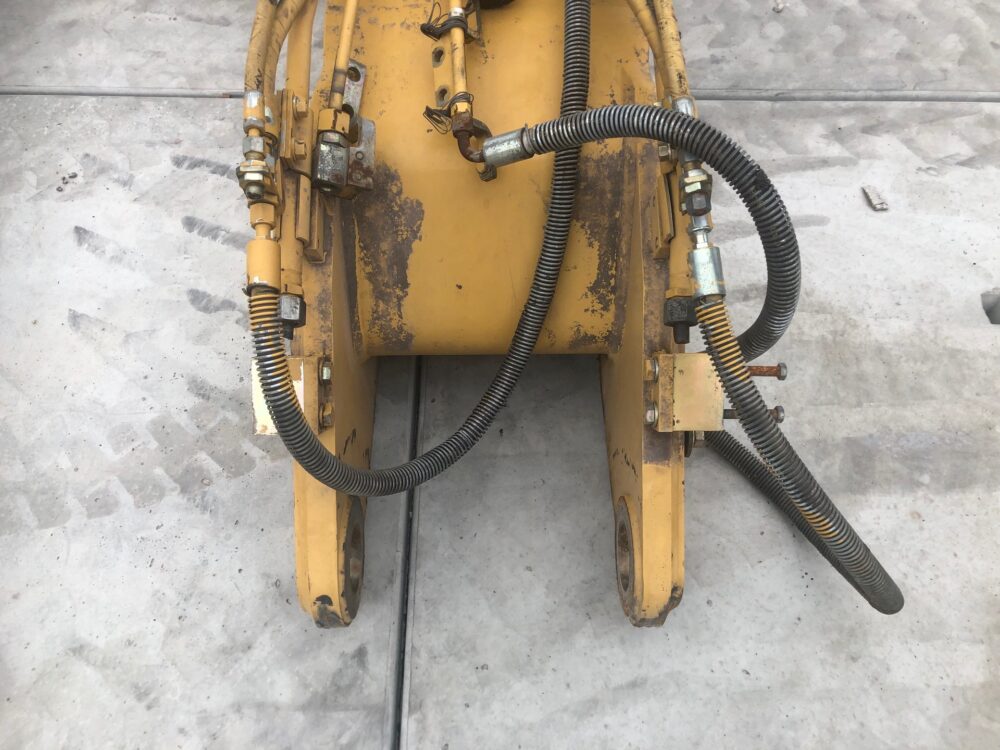 Caterpillar 322 B boom OEM 1372894