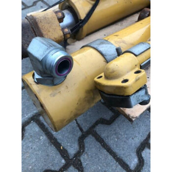 CAT D6 lift cilinder 2274008 / 2274007