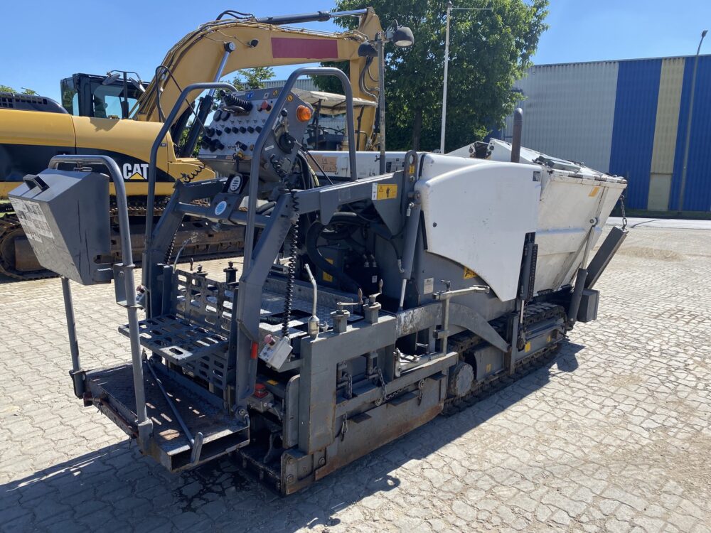 Vögele S800 asfalteermachine + sensoren