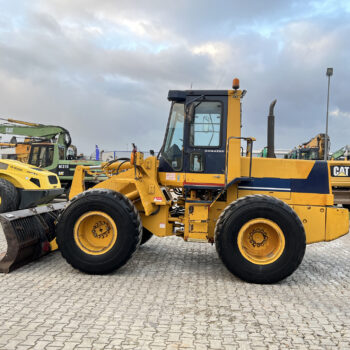 Komatsu WA180-1 wiellader