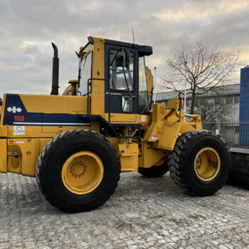 Komatsu WA180-1 wiellader