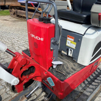 Takeuchi TB210R minigraver