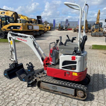 Takeuchi TB210R minigraver