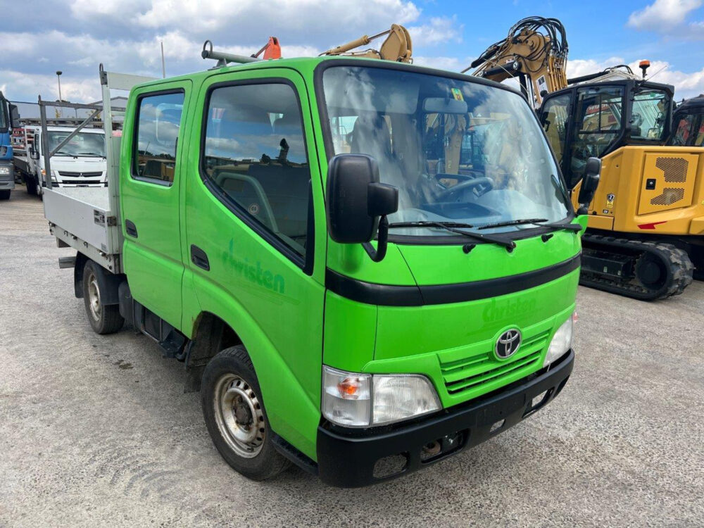 Toyota Dyna 100 3.0 bakwagen dubbele cab