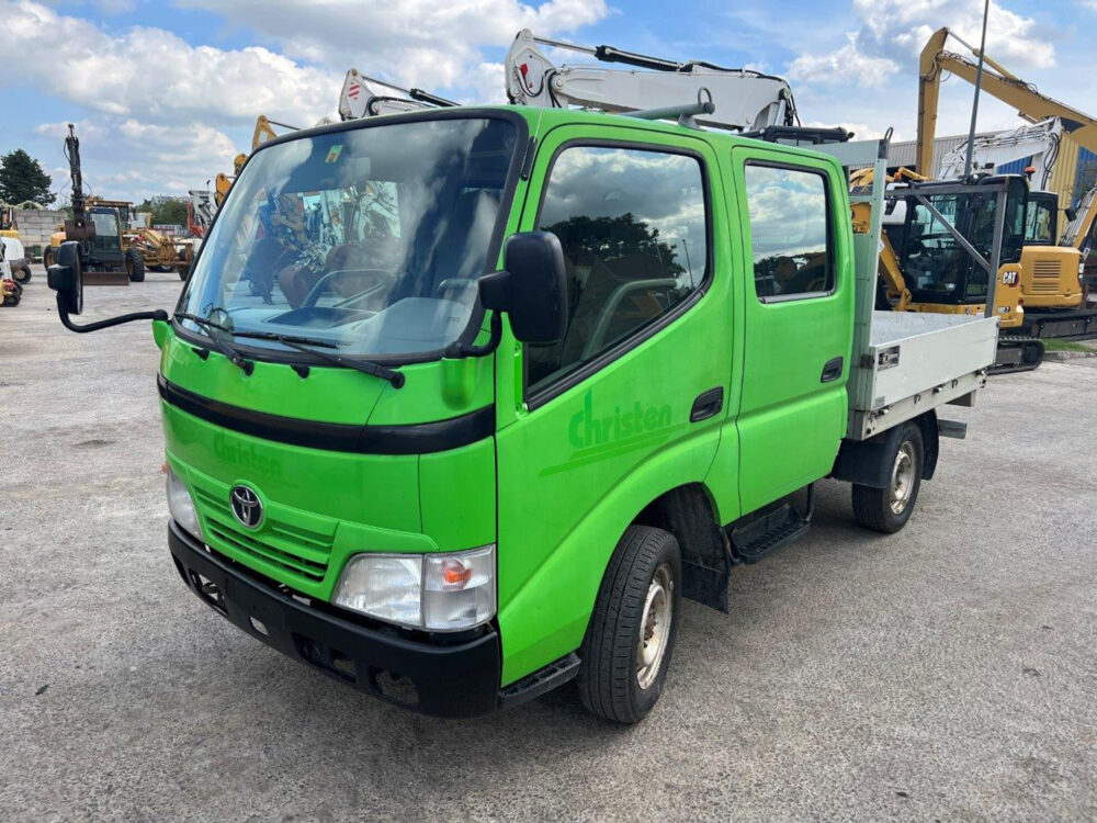 Toyota Dyna 100 3.0 bakwagen dubbele cab