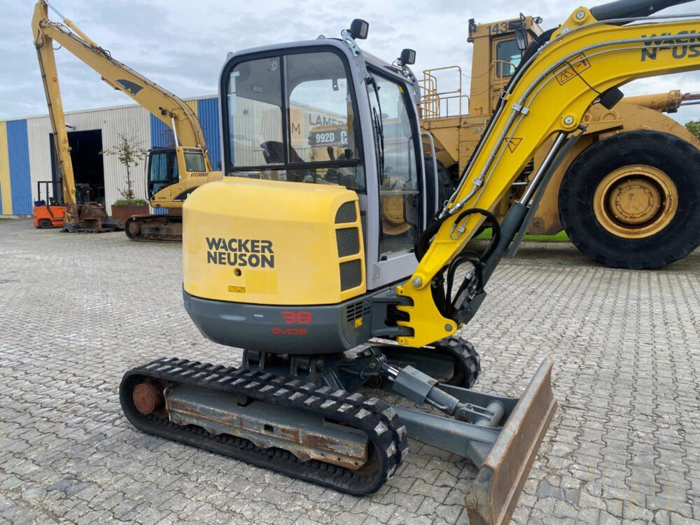 Wacker Neuson EZ38 minigraver