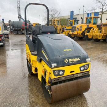 Bomag BW 100 AD-5 wals