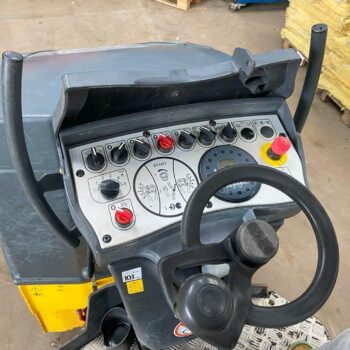 Bomag BW 100 AD-5 wals