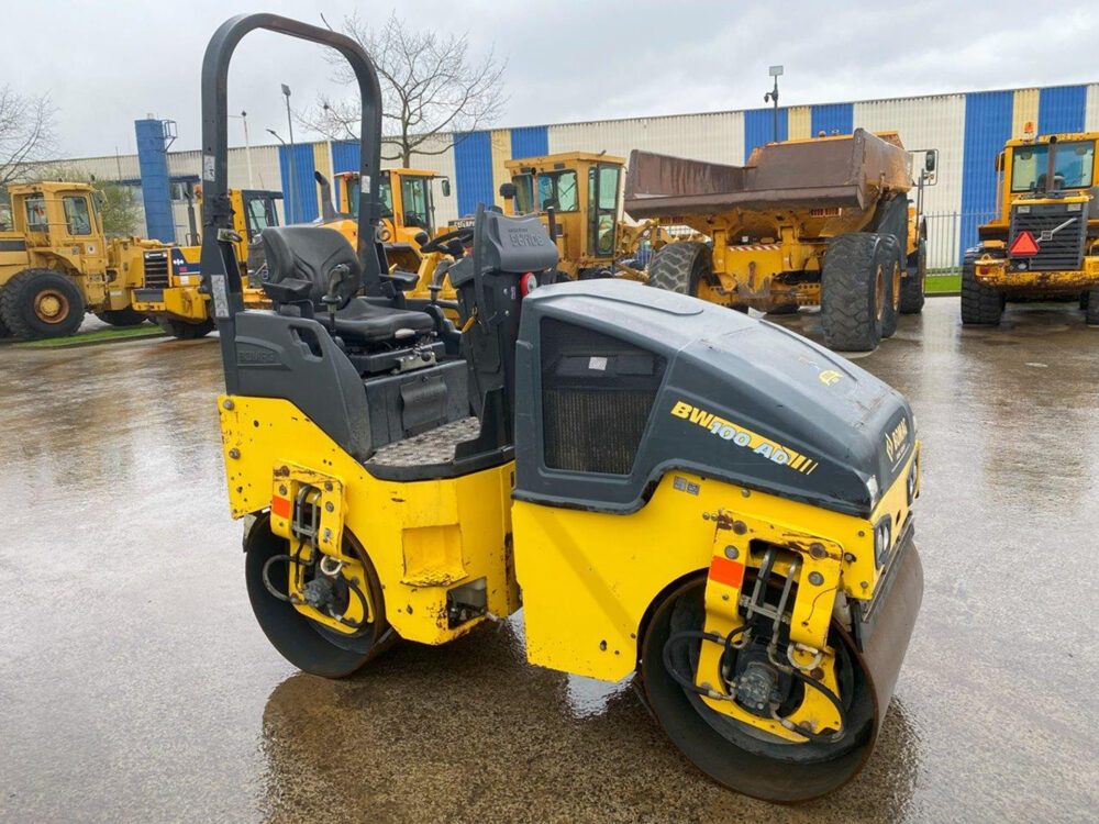 Bomag BW 100 AD-5 wals