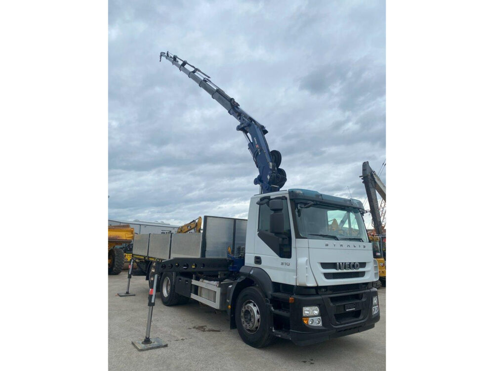 Iveco Stralis 310 6×2 + Amco Veba 924ts7