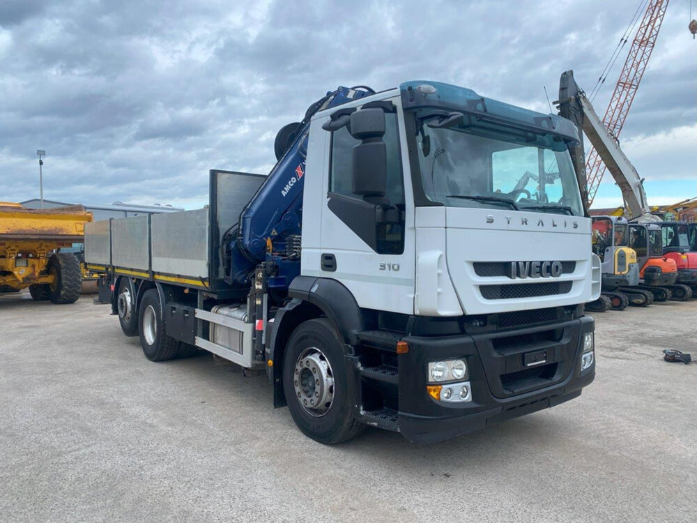 Iveco Stralis 310 6×2 + Amco Veba 924ts7