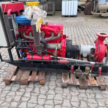 Ford 2725E met 260 m3 waterpomp