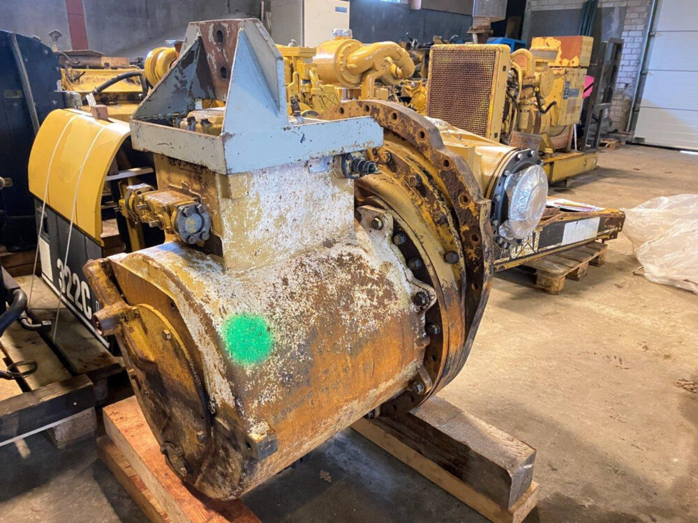 Caterpillar D11 transmission AR 1943805