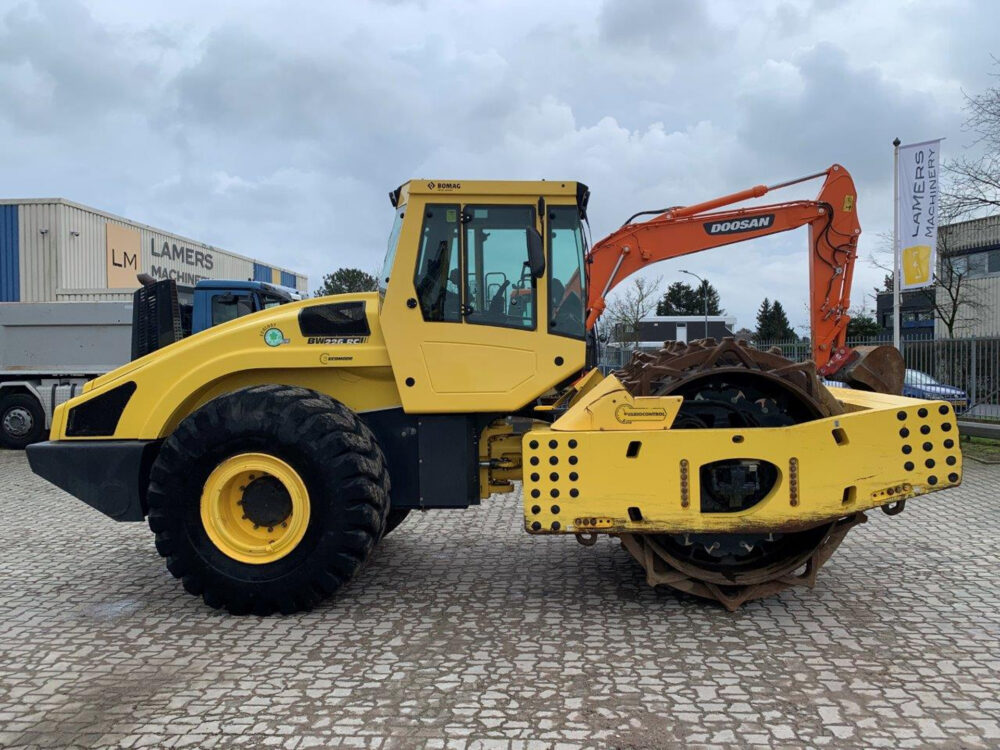 Bomag BW 226 DH-4I BVC wals