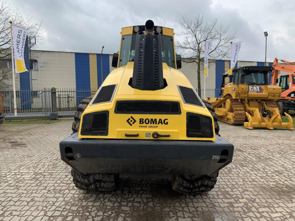 Bomag BW 226 DH-4I BVC wals