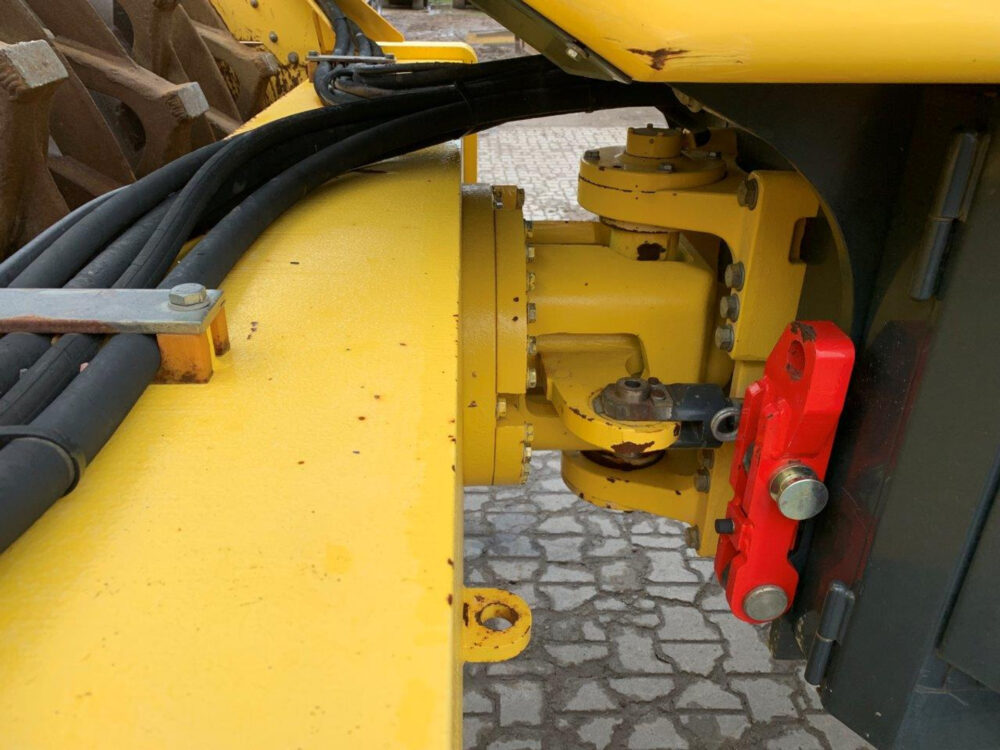 Bomag BW 226 DH-4I BVC wals