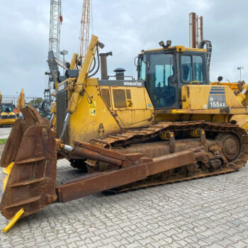 Komatsu D155 AX-6 bulldozer