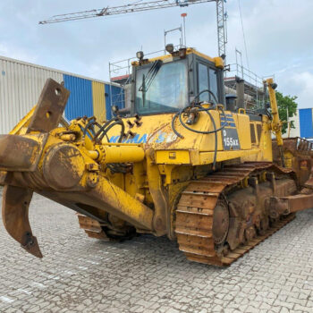 Komatsu D155 AX-6 bulldozer