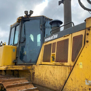 Komatsu D155 AX-6 bulldozer