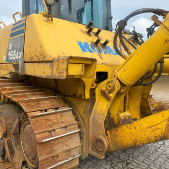 Komatsu D155 AX-6 bulldozer