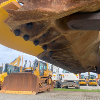 Komatsu D155 AX-6 bulldozer