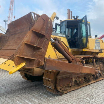 Komatsu D155 AX-6 bulldozer