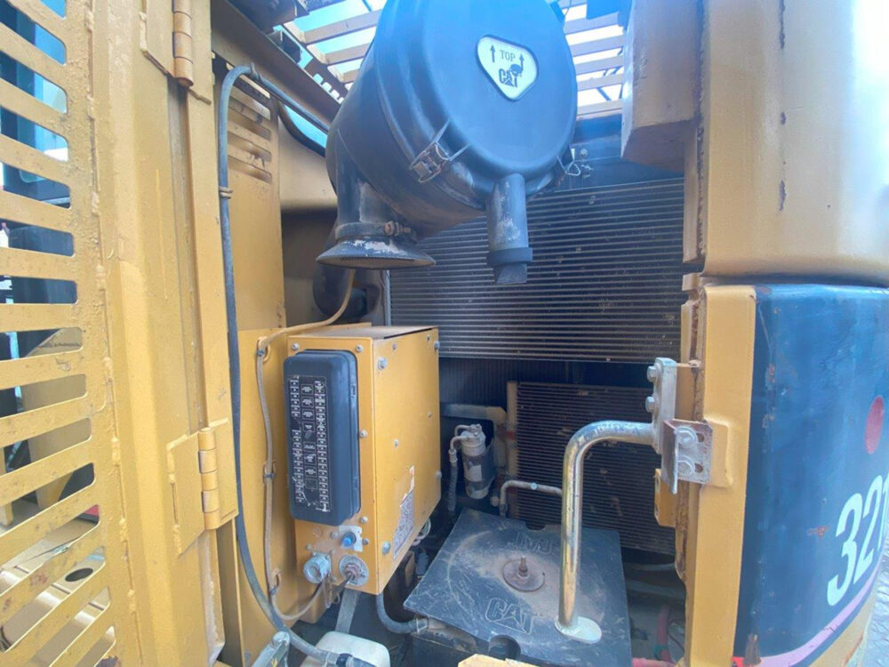 Caterpillar 321C LCR Rupsgraafmachine