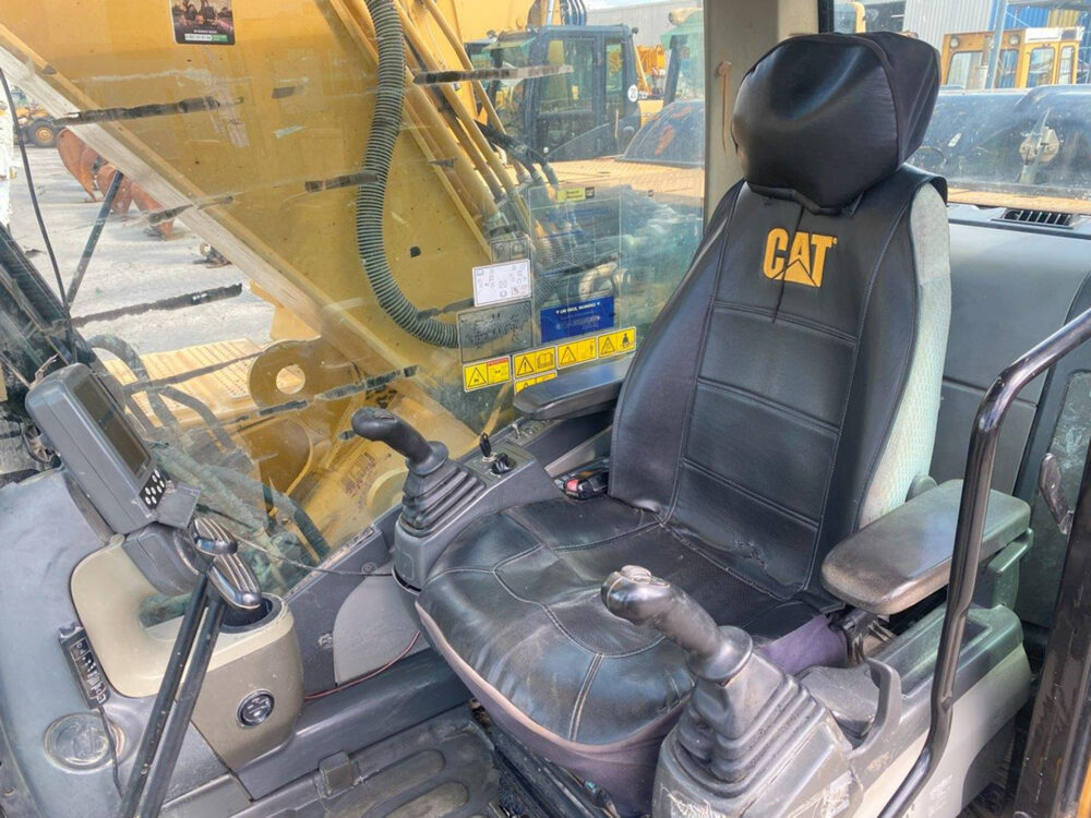 Caterpillar 324 D rupsgraafmachine