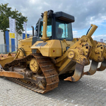 Caterpillar D6N XL bulldozer