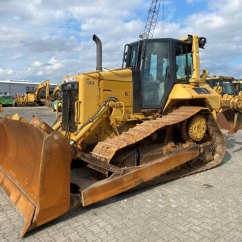 Caterpillar D6N XL bulldozer