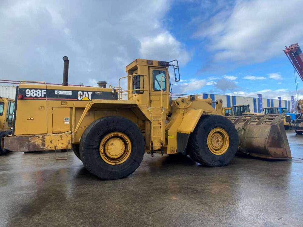 Caterpillar 988F wiellader