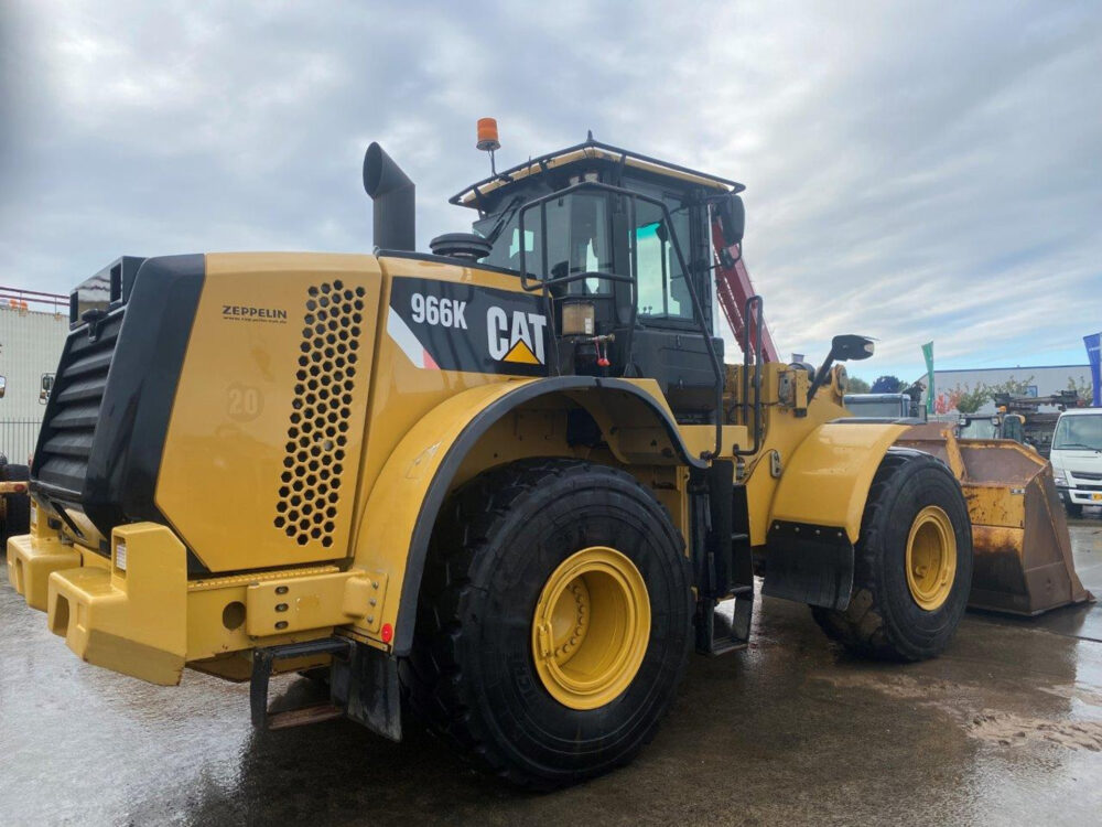 Caterpillar 966K wiellader