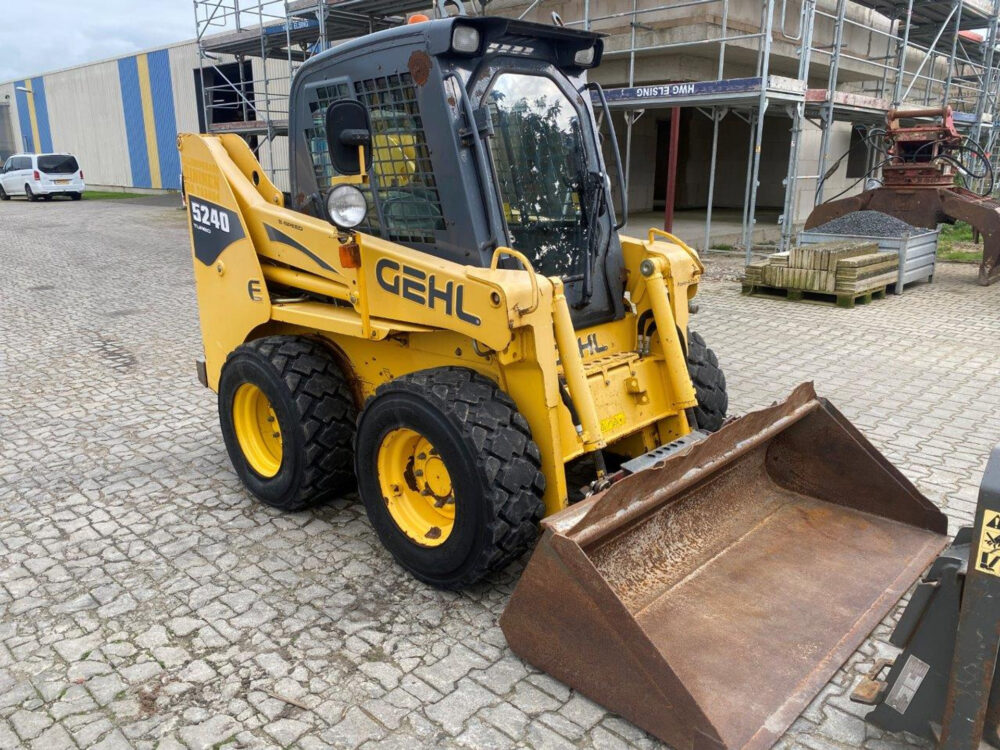 Gehl SL5240 schranklader low hours