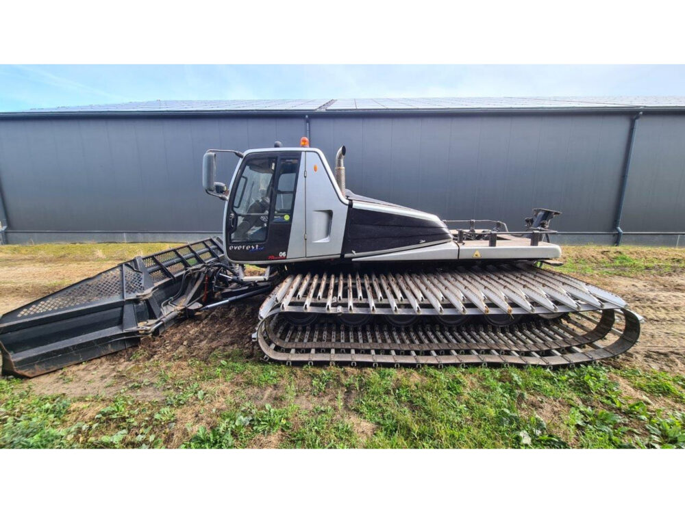 Prinoth everest pistenbully