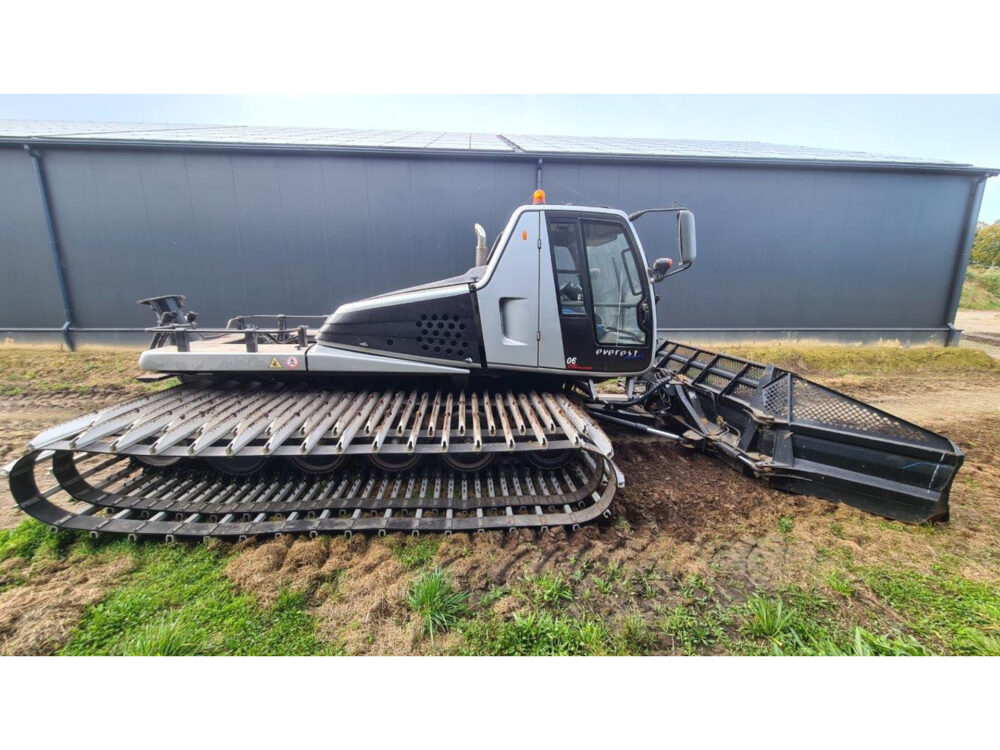 Prinoth everest pistenbully