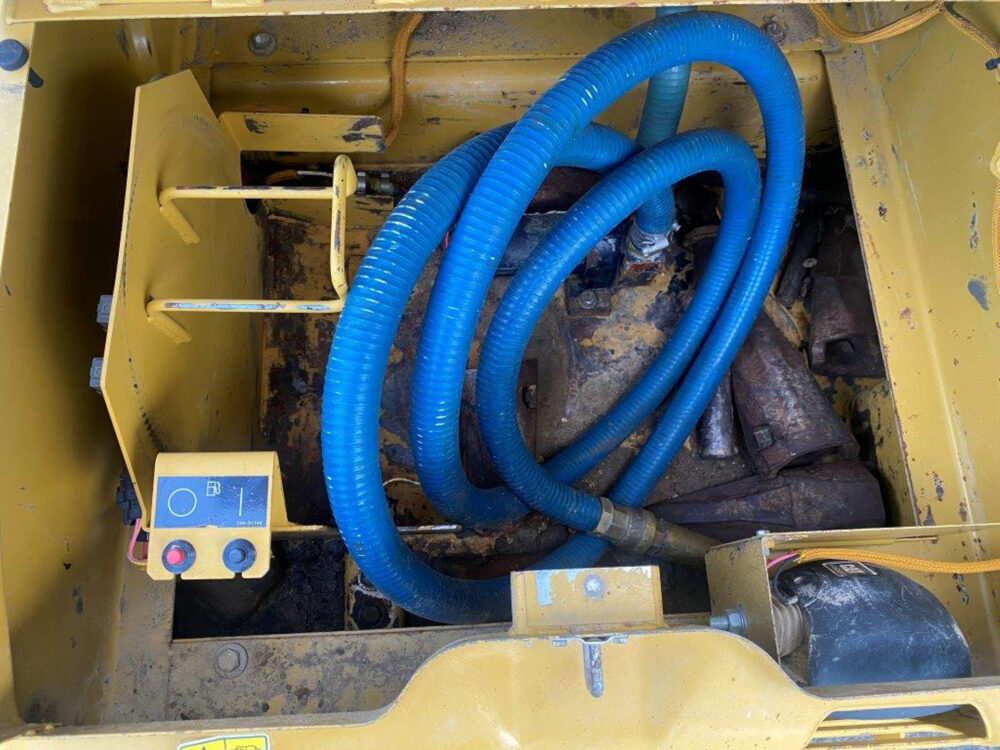 Caterpillar 323 D rupsgraafmachine