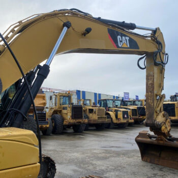 Caterpillar 323 D rupsgraafmachine