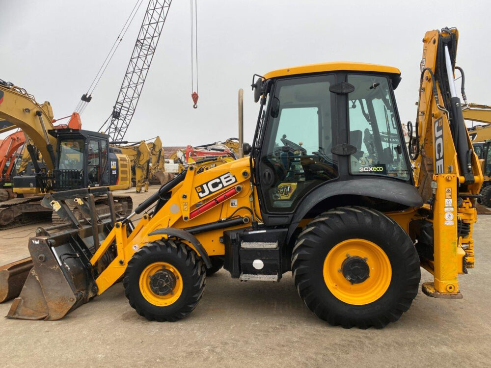 JCB 3CX sitemaster + 3 bakken + hamer