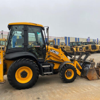 JCB 3CX sitemaster + 3 bakken + hamer