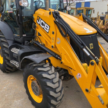 JCB 3CX sitemaster + 3 bakken + hamer