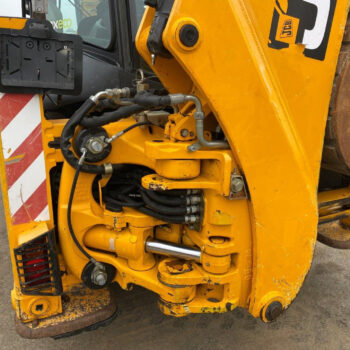 JCB 3CX sitemaster + 3 bakken + hamer