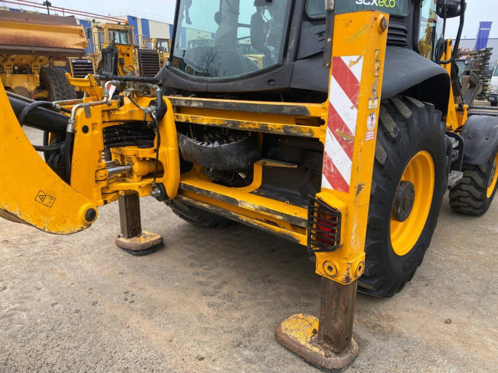 JCB 3CX sitemaster + 3 bakken + hamer