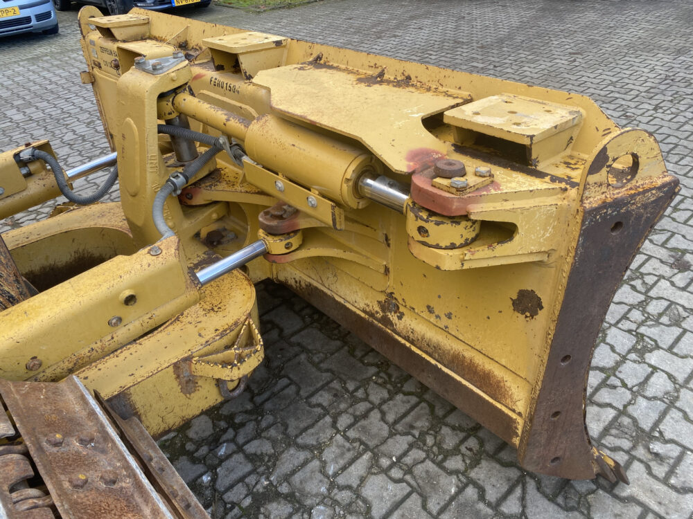 Caterpillar D6K XL rupsdozer