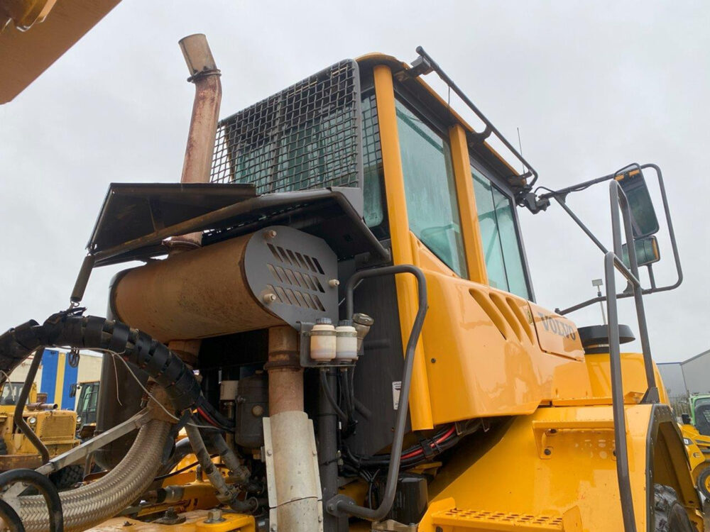 Volvo A25E 6×6 knikdumper